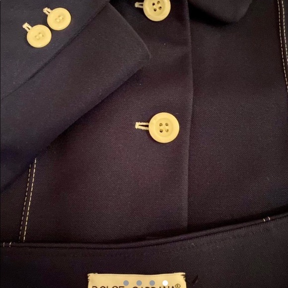 Dolce & Gabbana navy skirt suit with white contrast stitching - Picture 2 of 6